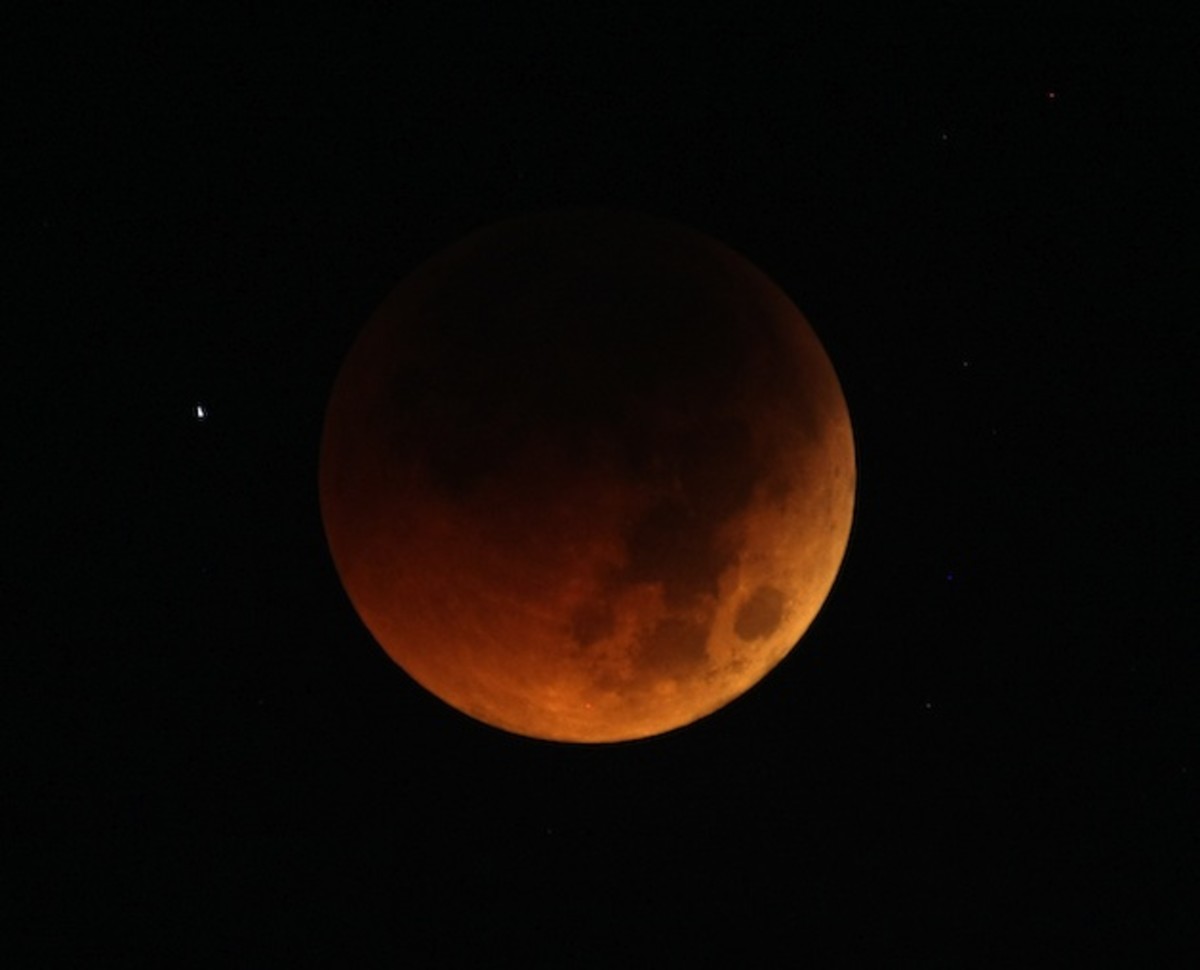 This is what the moon looked like that night. Scary stuff. 